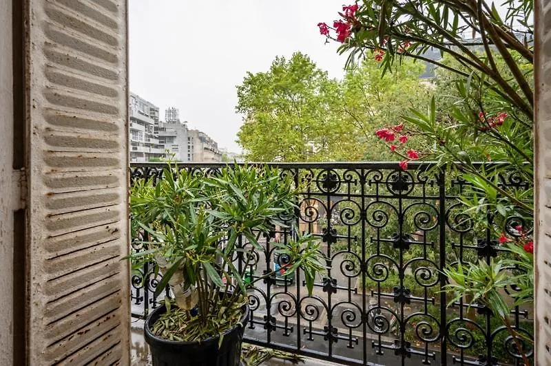 Appart Typique Montmartre Paris